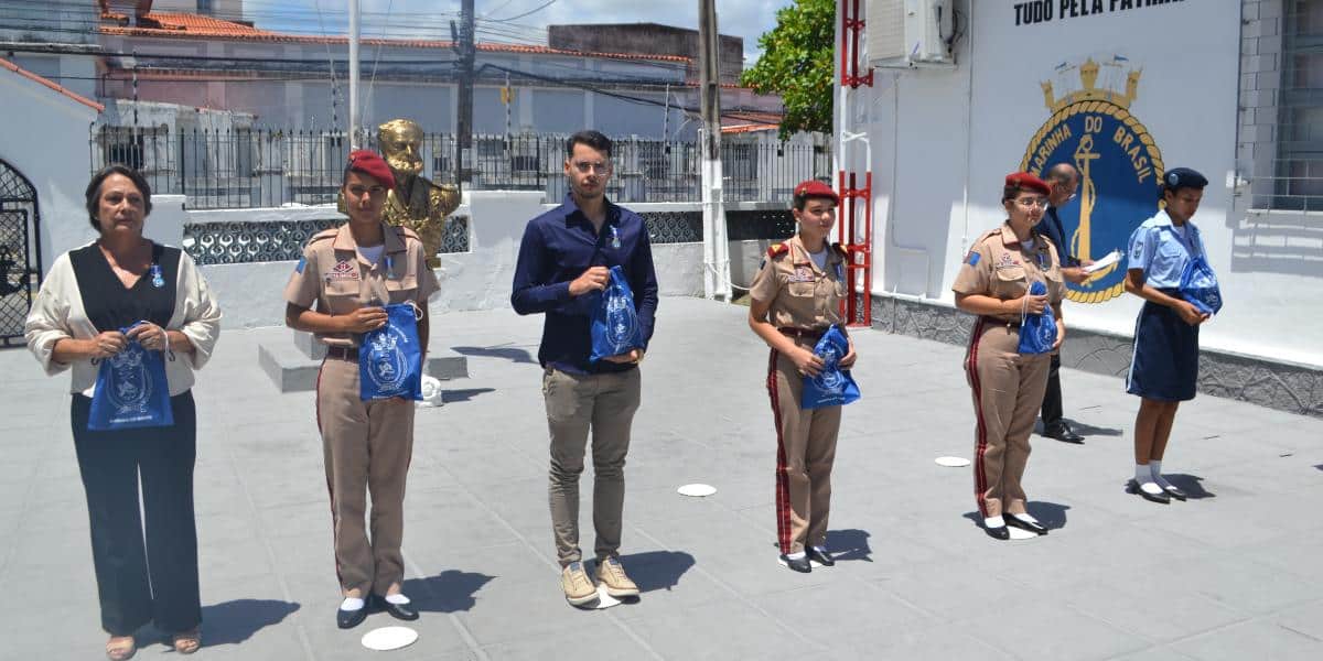 Capitania dos Portos de Alagoas Estimula Jovens a Explorar a História Naval do Brasil com a Premiação “Operação Cisne Branco”