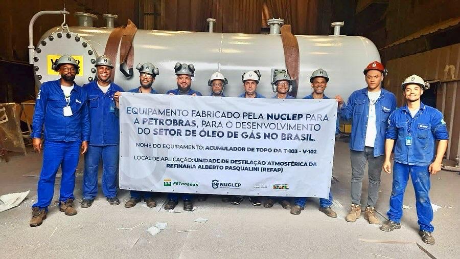 Entrega de Equipamento Vital para a Refinaria da Petrobras